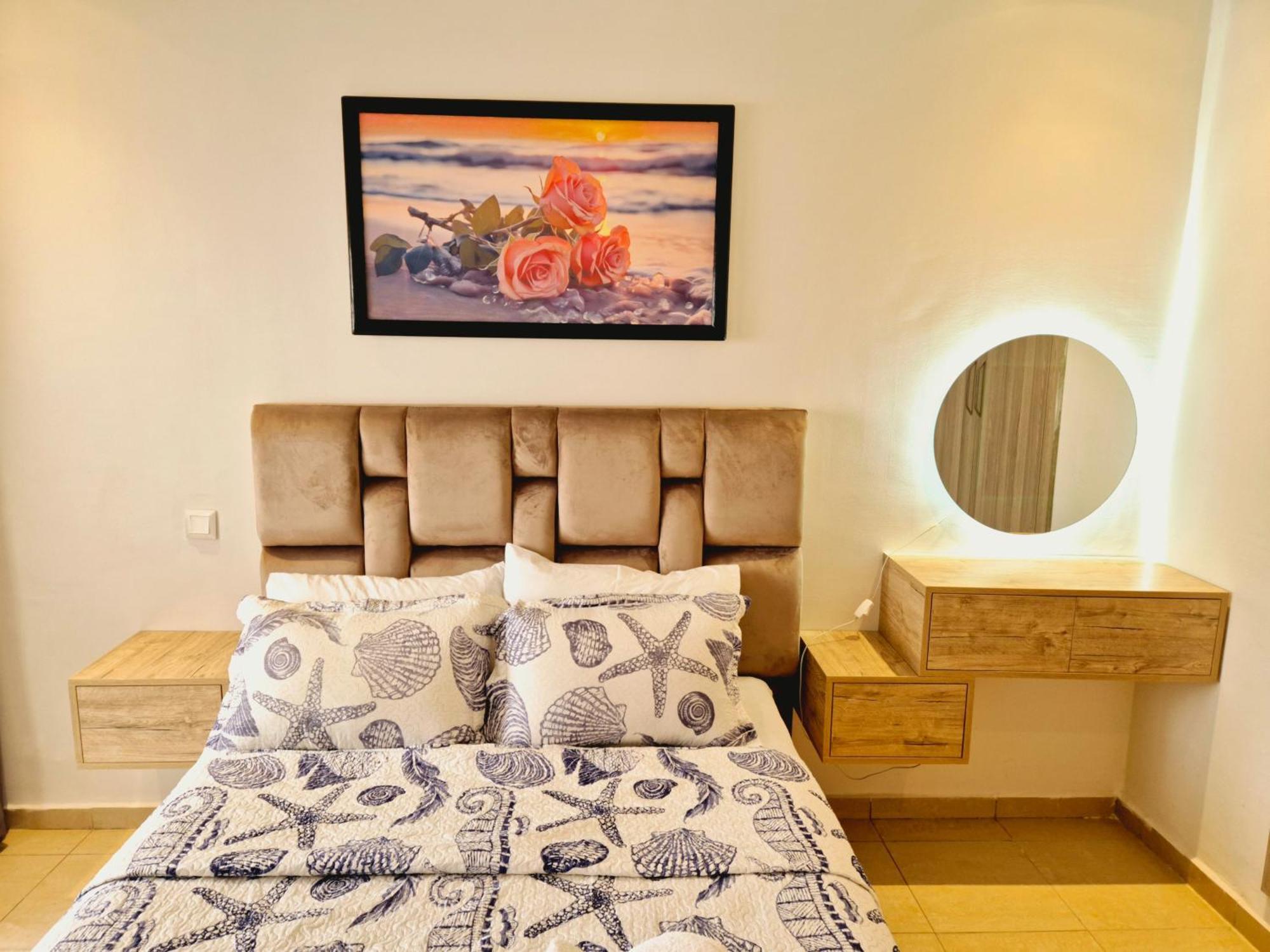 Appartement Sejour Confort Bien Equipe Avec Piscine A